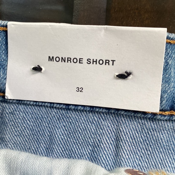 7 for all mankind Monroe Destruction Detail Cut Off Shorts - Picture 11 of 16
